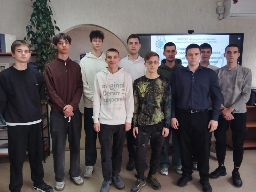    фото: ГБПОУ РО "ШРКТЭ ИМ. АК. СТЕПАНОВА П.И." Редактор