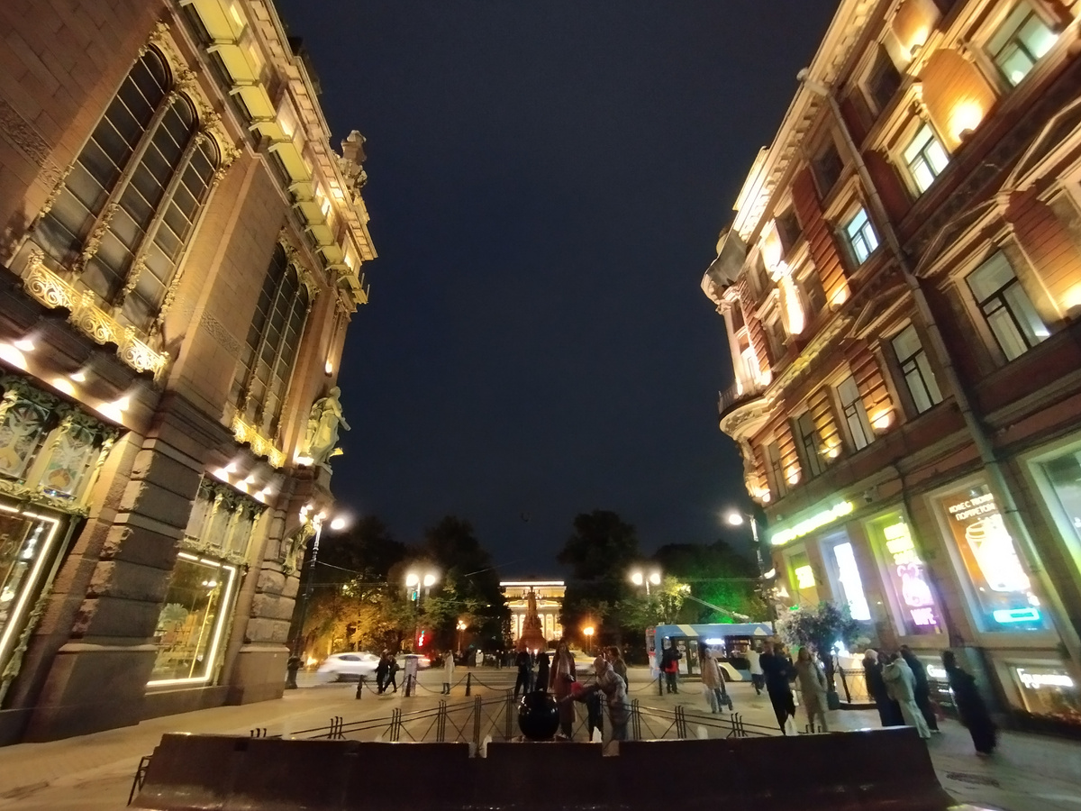 Вечерняя Малая Садовая