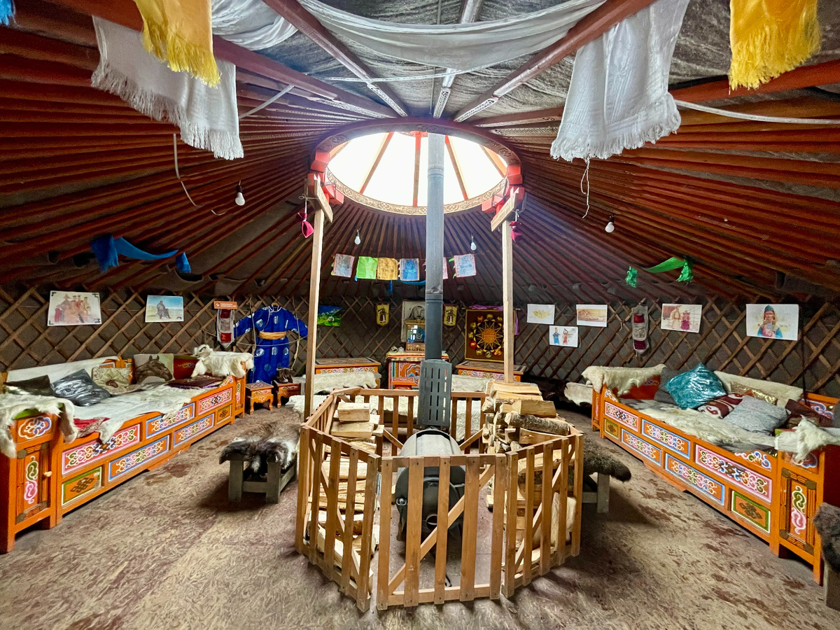 Монгольская юрта