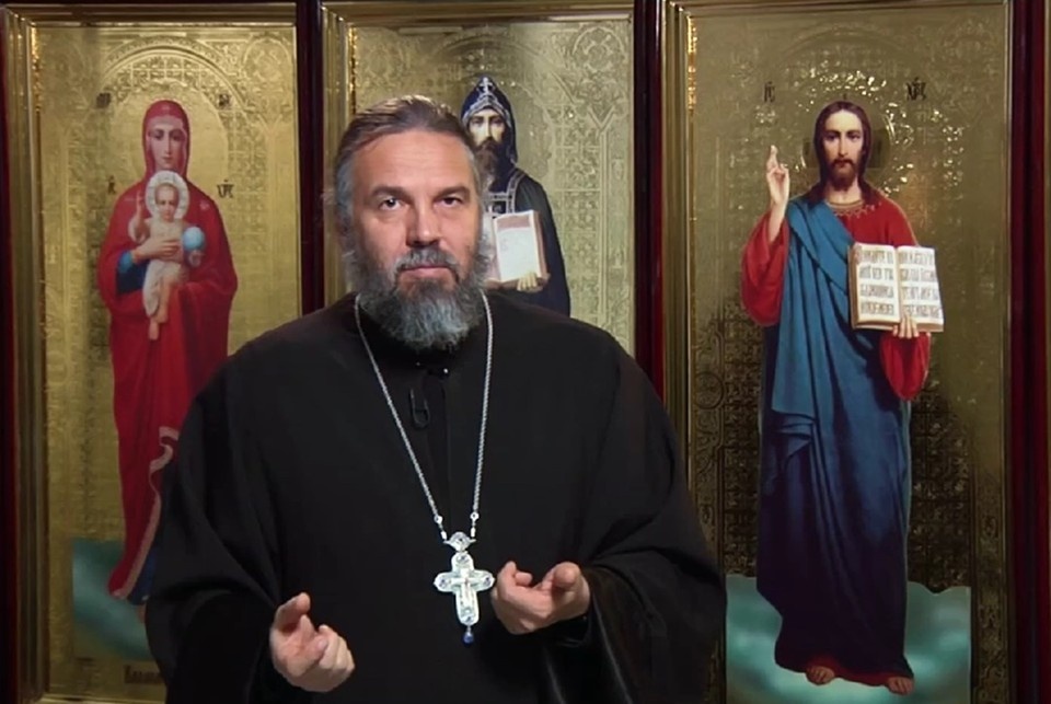    Протоиерей Екатеринбургской епархии Евгений Попиченко назвал «предблудием» дружбу мужчины и женщины. Фото: телеканал «Союз»