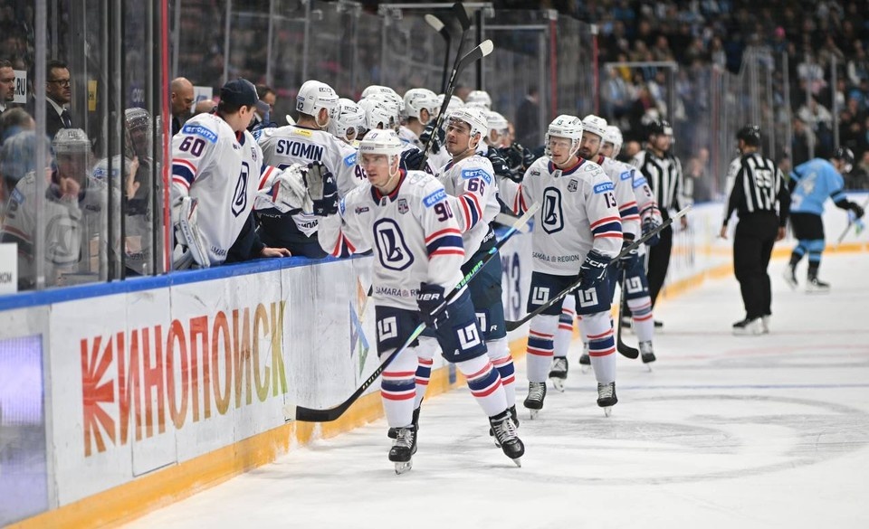    Тольяттинцы идут на 10 месте в Западной конференции ХК "Лада".