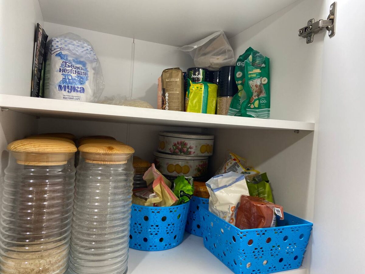 Мне кажется, что после генеральной уборки тут совсем пусто станет)))