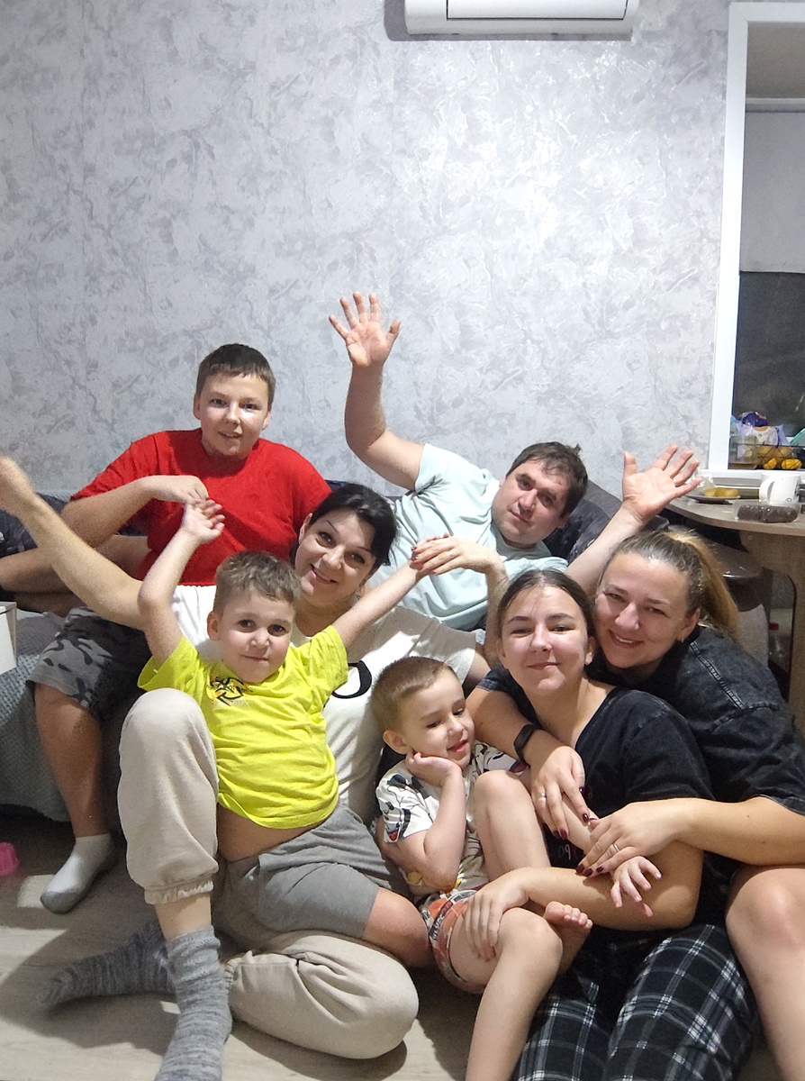 75% детей на фото - мои😁