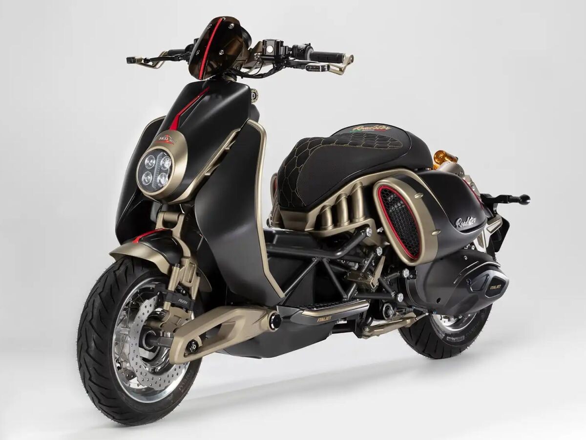    Italjet показала один из самых необычных скутеров в мире