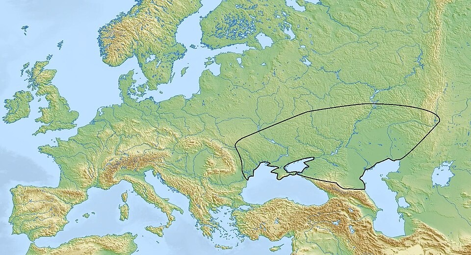 Карта ямной культуры, основанная на карте, опубликованной в Энциклопедии индоевропейской культуры, под редакцией Дж. П. Мэллори и Дугласа К. Адамса, изданной в 1997 году. https://commons.wikimedia.org/wiki/File:Yamnaya_culture.jpg
