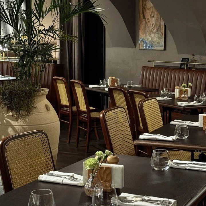 Второй большой зал ресторана