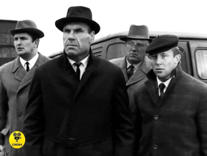 "Семнадцать мгновений весны"  (1973).