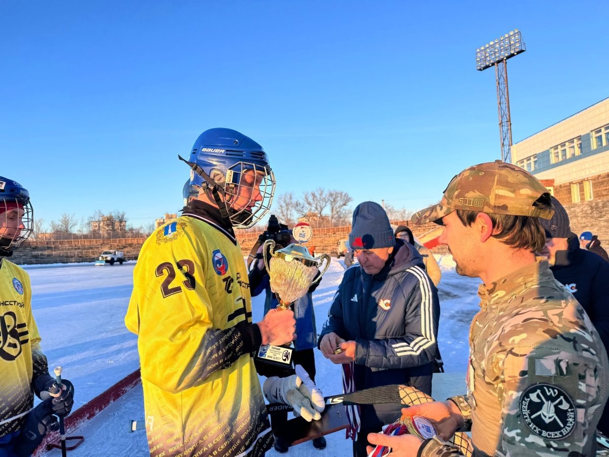    Кубок за первое место турнира отправился в Ульяновск.