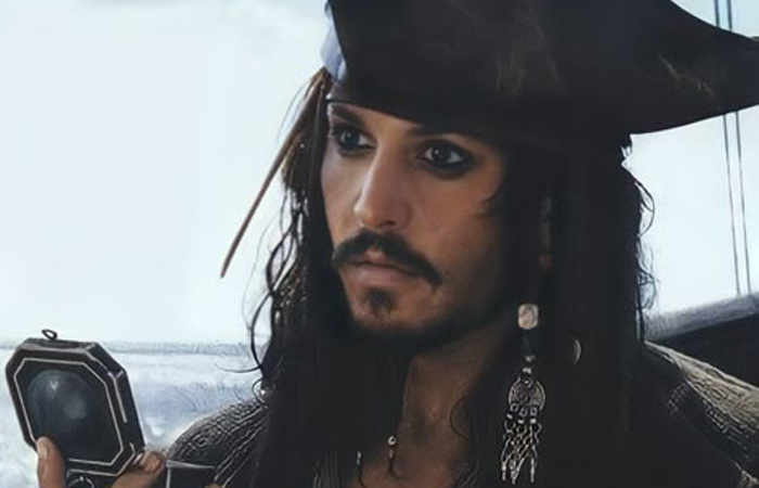 Серьги было сложно украсить из-за чувствительности мочки!