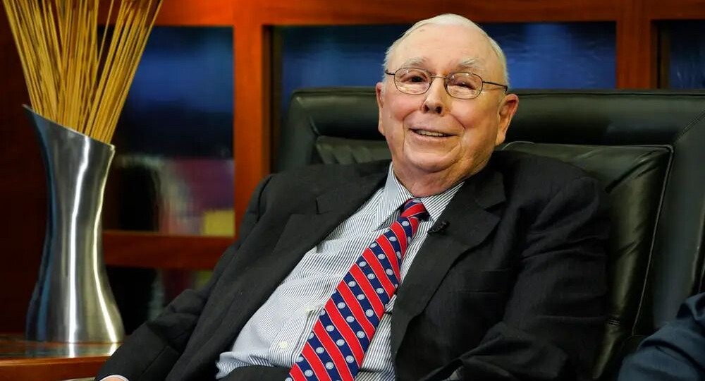 Berkshire Hathaway увеличила денежную позицию до $380 млрд - новый рекорд