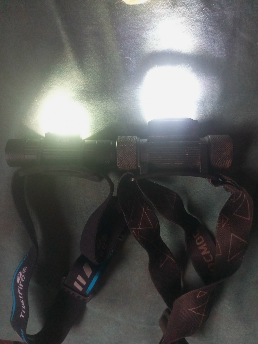 Пример разрядки с помощью фонариков Космос и Trustfaer h5r