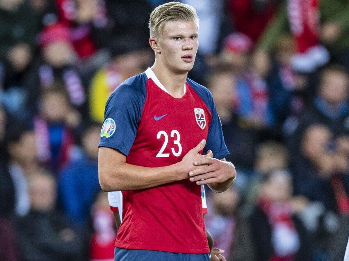    Нападающий сборной Норвегии Эрлинг Холанд© Фото : Пресс-служба УЕФА