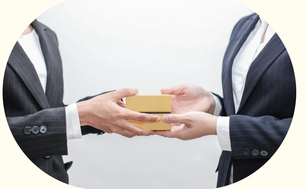 Всякий подарок в Японии - отдарок