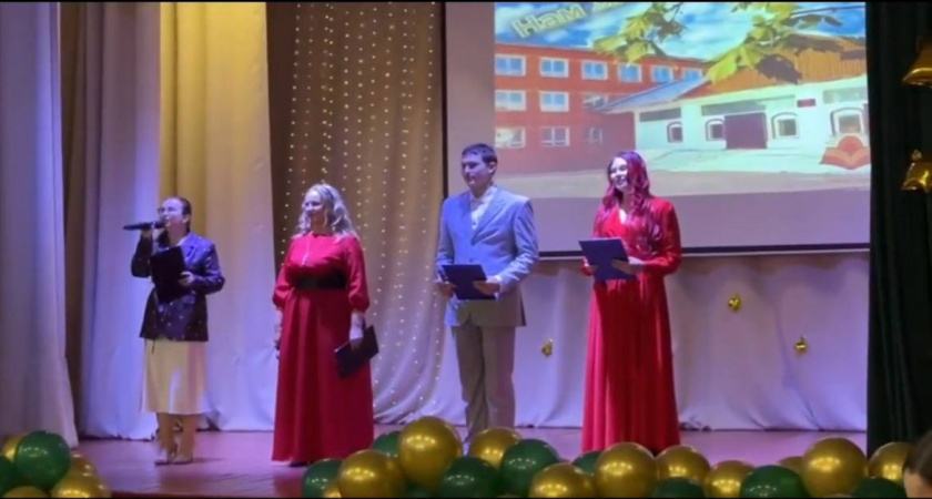    В Усолье-Сибирском школа №10 отпраздновала 55-летие