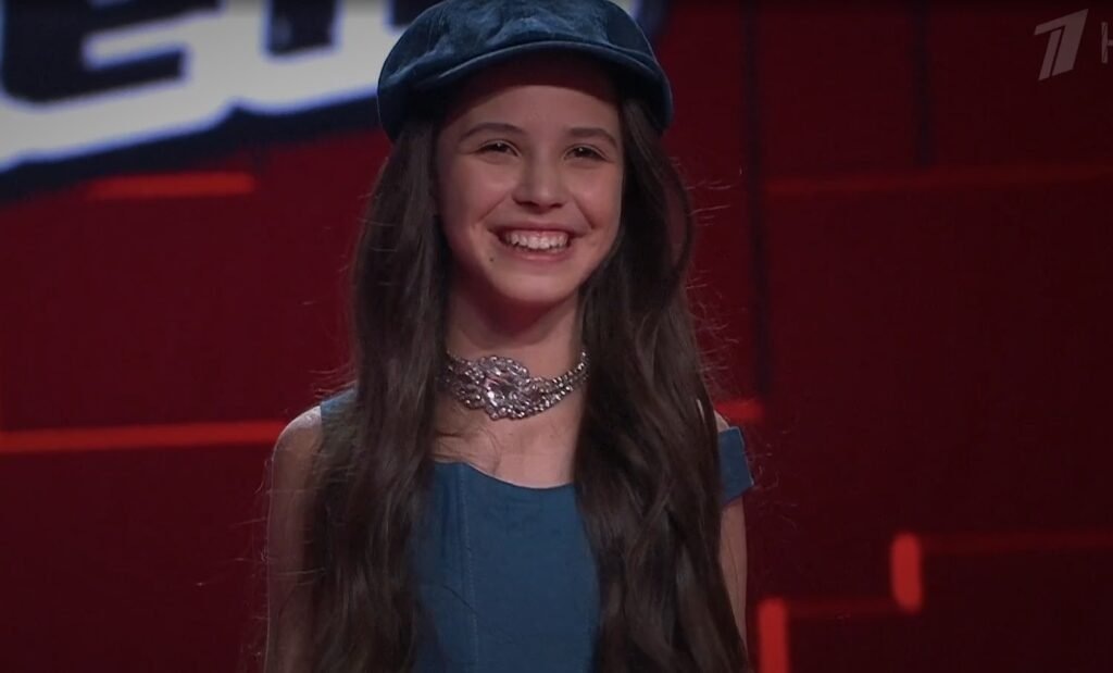    Виктория Захарова из Рязани прошла в следующий этап шоу «Голос. Дети» (источник изображения) News Express Team