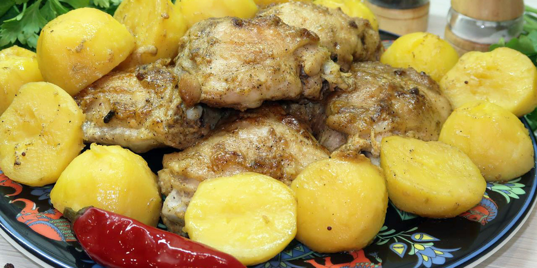 Куриные бёдрышки в духовке с чесноком и майонезом