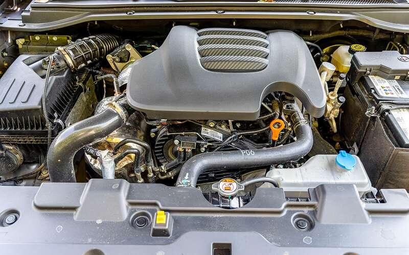    Для своих скромных возможностей турбодизель обеспечивает неплохую динамику. Есть система мочевинной нейтрализации.