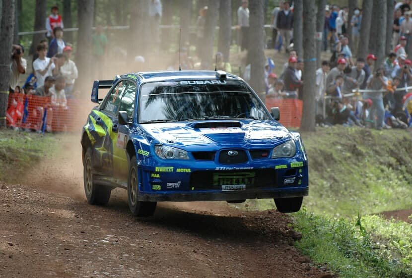   Крис Аткинсон проезжает спецучасток на Subaru Impreza WRC