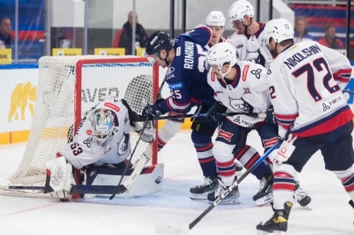    Хоккейная Лада забросила 2 шайбы за 17 секунд.