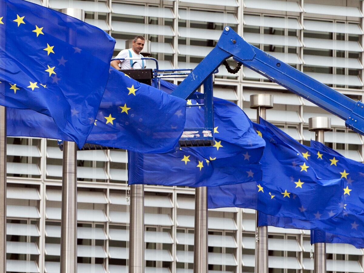    Флаги ЕС в Брюсселе© AP Photo / Virginia Mayo