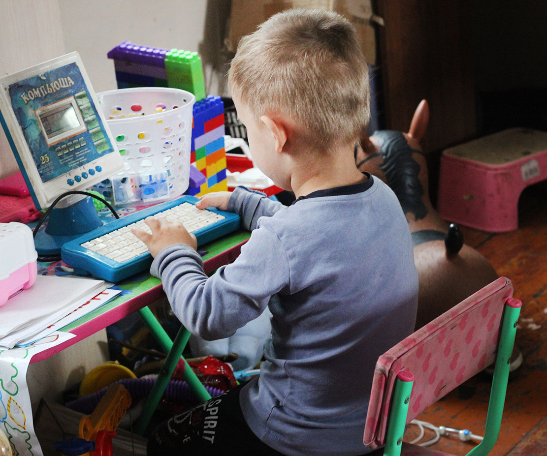 компьютерная спина (((