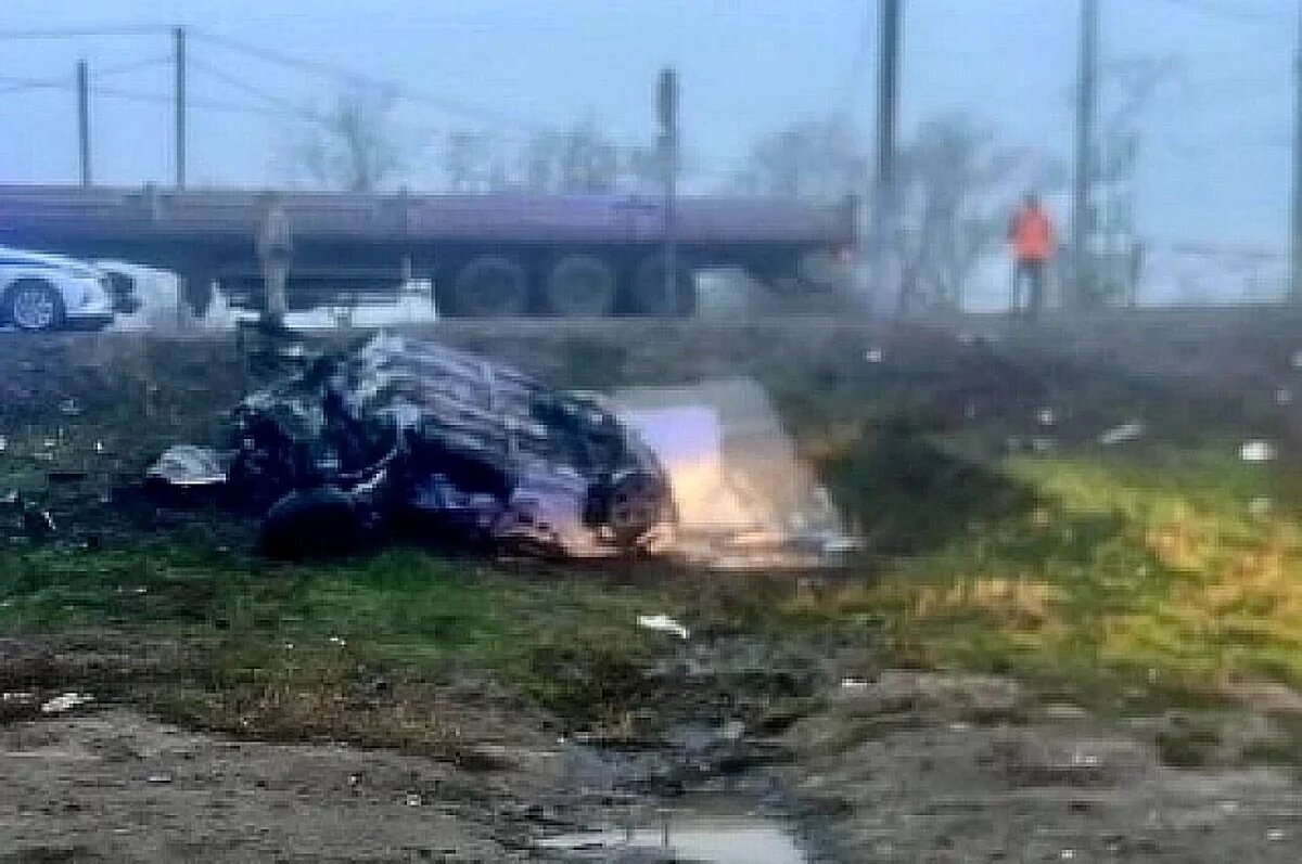    В Ростовской области подросток проехал на красный, попал в ДТП и погиб