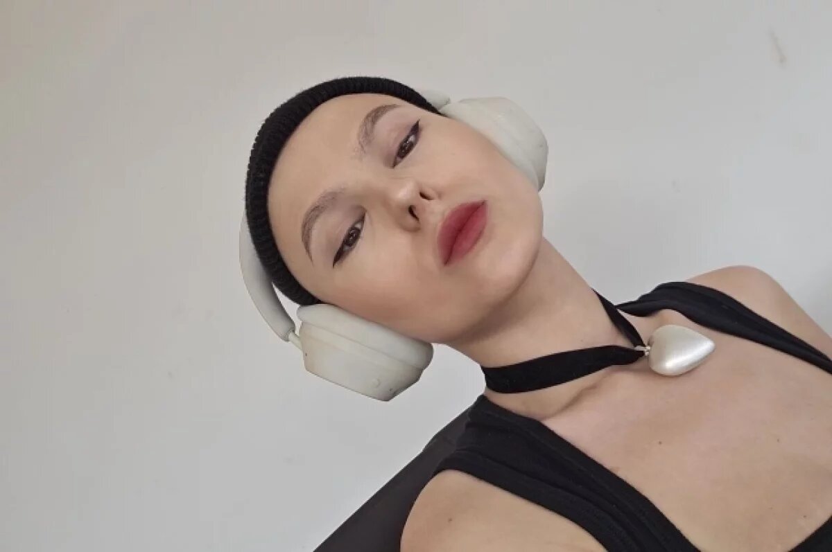    Больше 13 тыс. людей собираются на похороны блогера Ирины Небоги в Москве