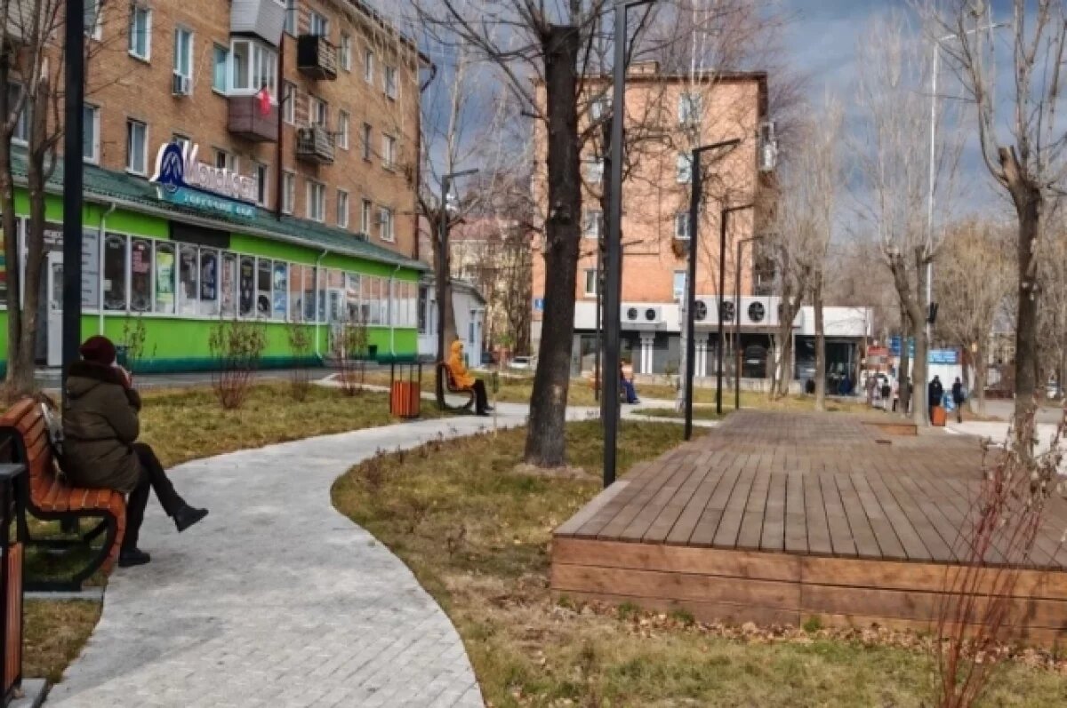    Площадь Ленина в Артеме получила новое оформление в рамках нацпроекта