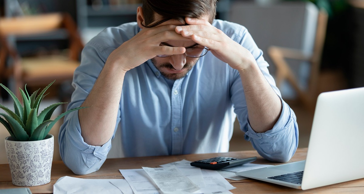 Банк отказал: из-за чего не дают кредит и как увеличить свои шансы