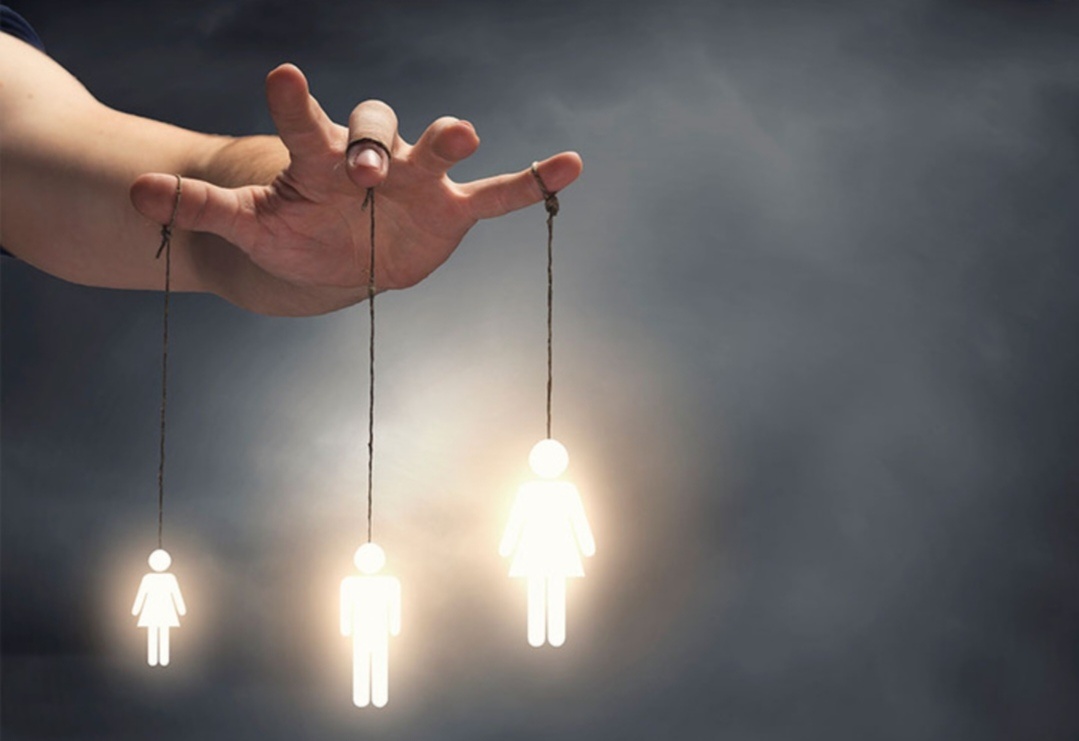 Лучший способ противостоять манипулятору - подумать о своих интересах