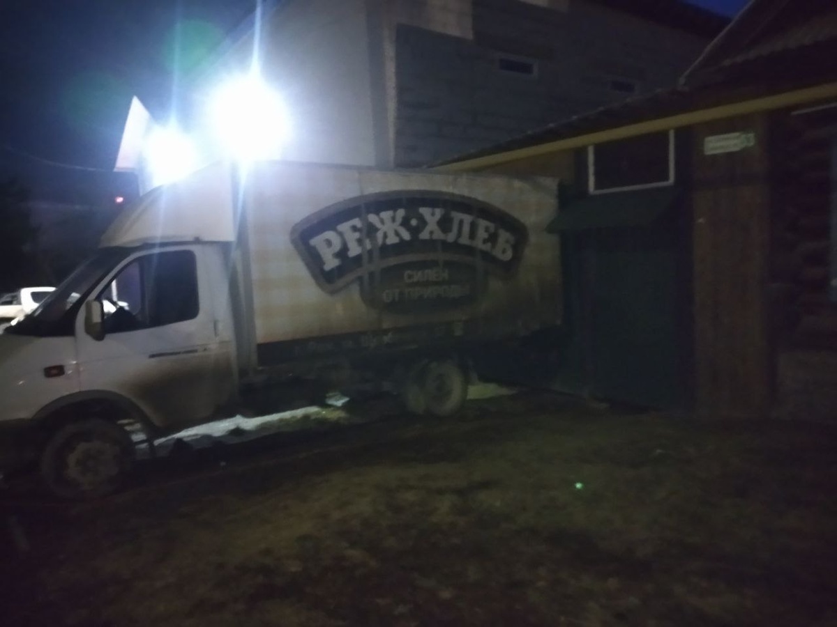 машина хлебокомбината РЕЖ-ХЛЕБ