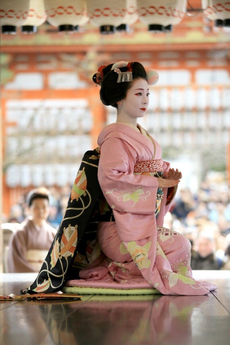 Гейша. Фото из интернета. 
