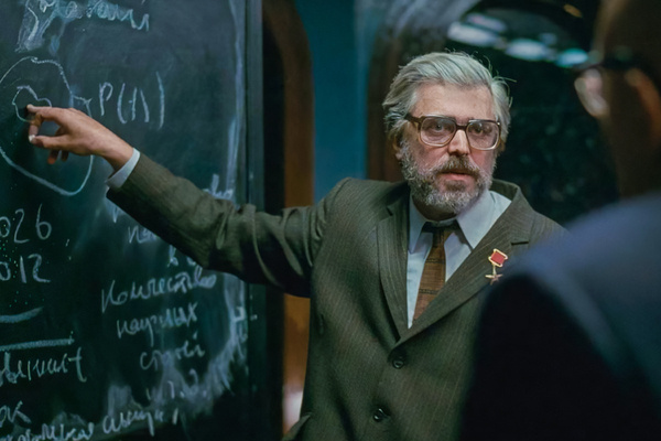 Кадр из фильма «Дау»