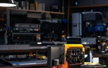 
Как uniformity compensation избавляет экран от пятен и неприятностей