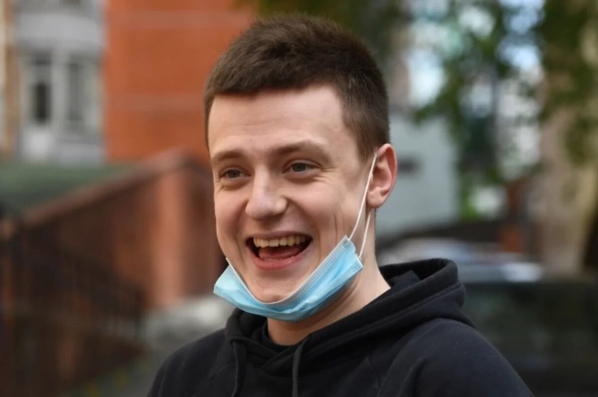    Казахстан объявил треш-стримера Mellstroy в розыск из-за рекламы казино