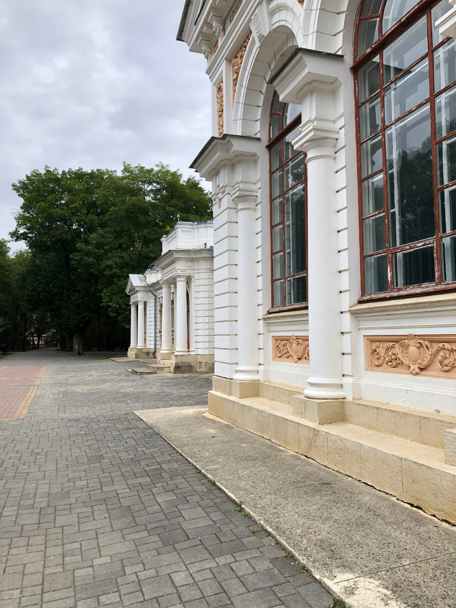 Николаевские ванны в Ессентуках. Фото автора.