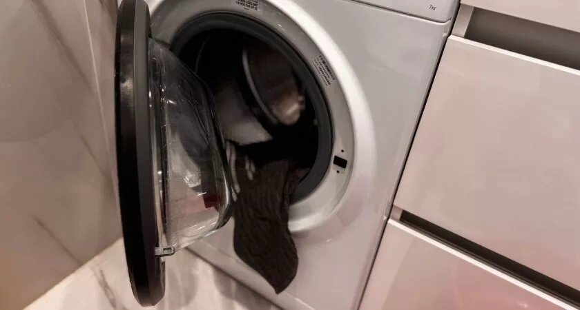    Отодвиньте стиралку на 10 см - и платёжка за свет станет меньше на 40%: секрет, который о котором молчат УК