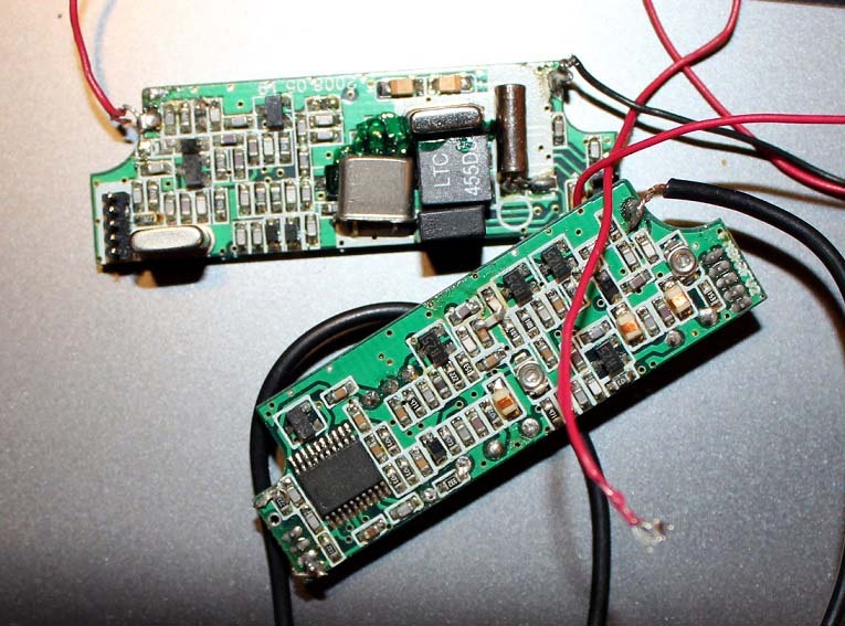 Старые брелки на 433 МГц. На плате супергетеродинный приёмник и передатчик. ПЧ 455 кГц.