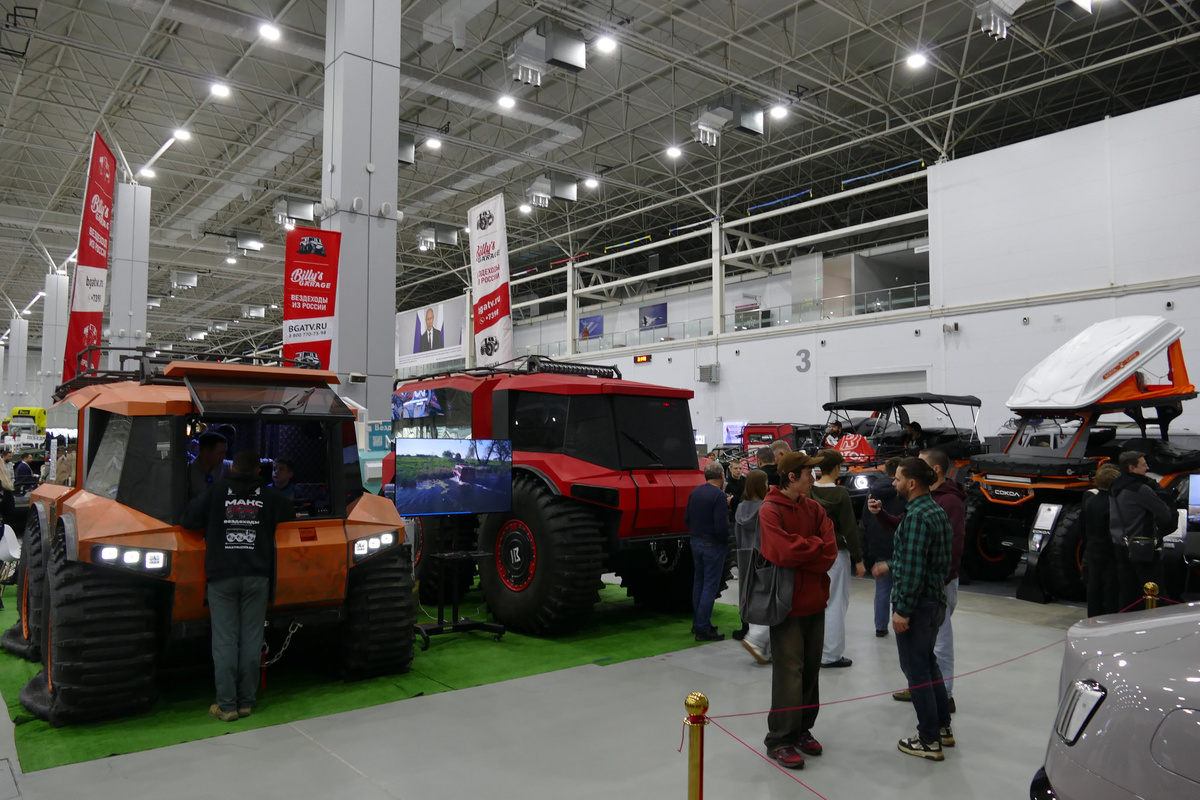 Новое помещение явно выставке в плюс.