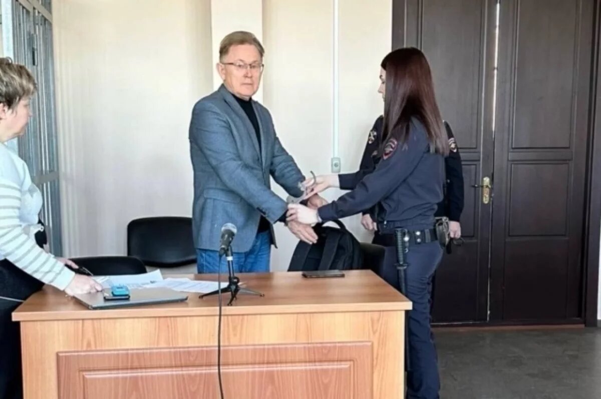    Бывшего ректора одного из ВУЗов Екатеринбурга признали виновным в растрате