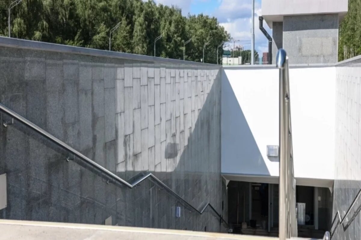    Под путями МЦД-1 и Дмитровским шоссе достраивают пешеходный переход