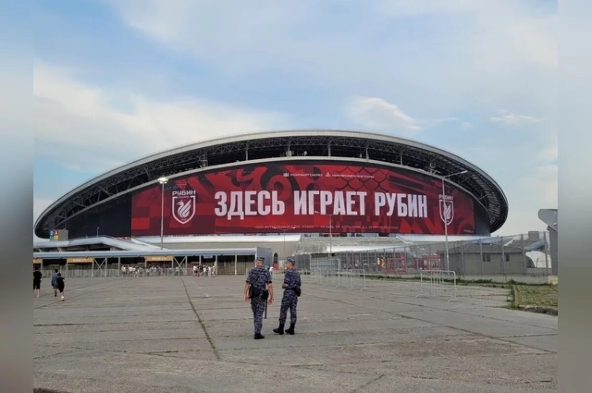    Ни в какие ворота.