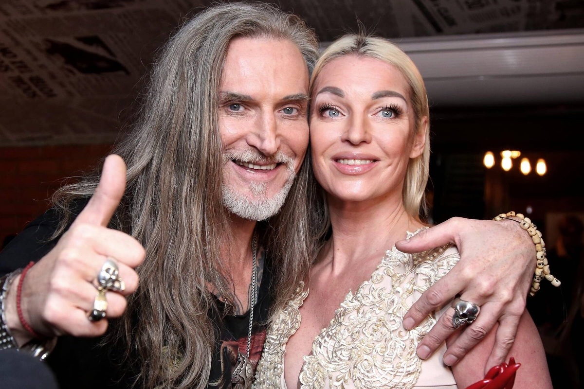     «Нас подло обманул телеканал!»: Марина Анисина показала скандальное видео Никиты Джигурды с Анастасией Волочковой