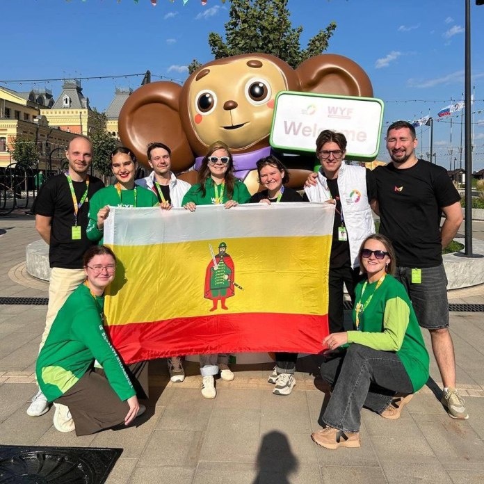    Делегация Рязанской области на Слёте Всемирного фестиваля молодёжи-2025 в Нижнем Новгороде (в Слёте участвовало 2000 участников — 1000 участников из России и 1000 иностранных участников)