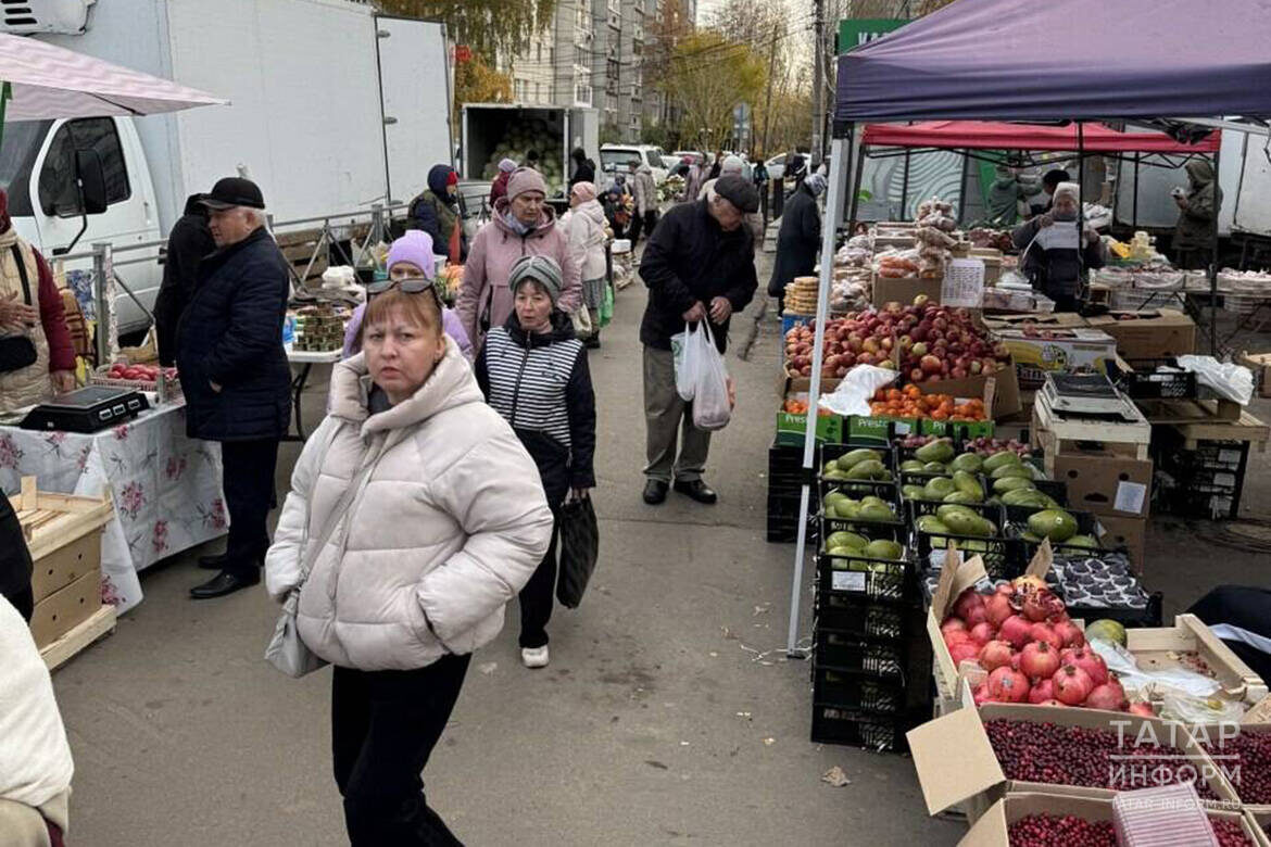Жители Казани уже давно обеспокоены проблемой стихийных рынковФото: © «Татар-информ»