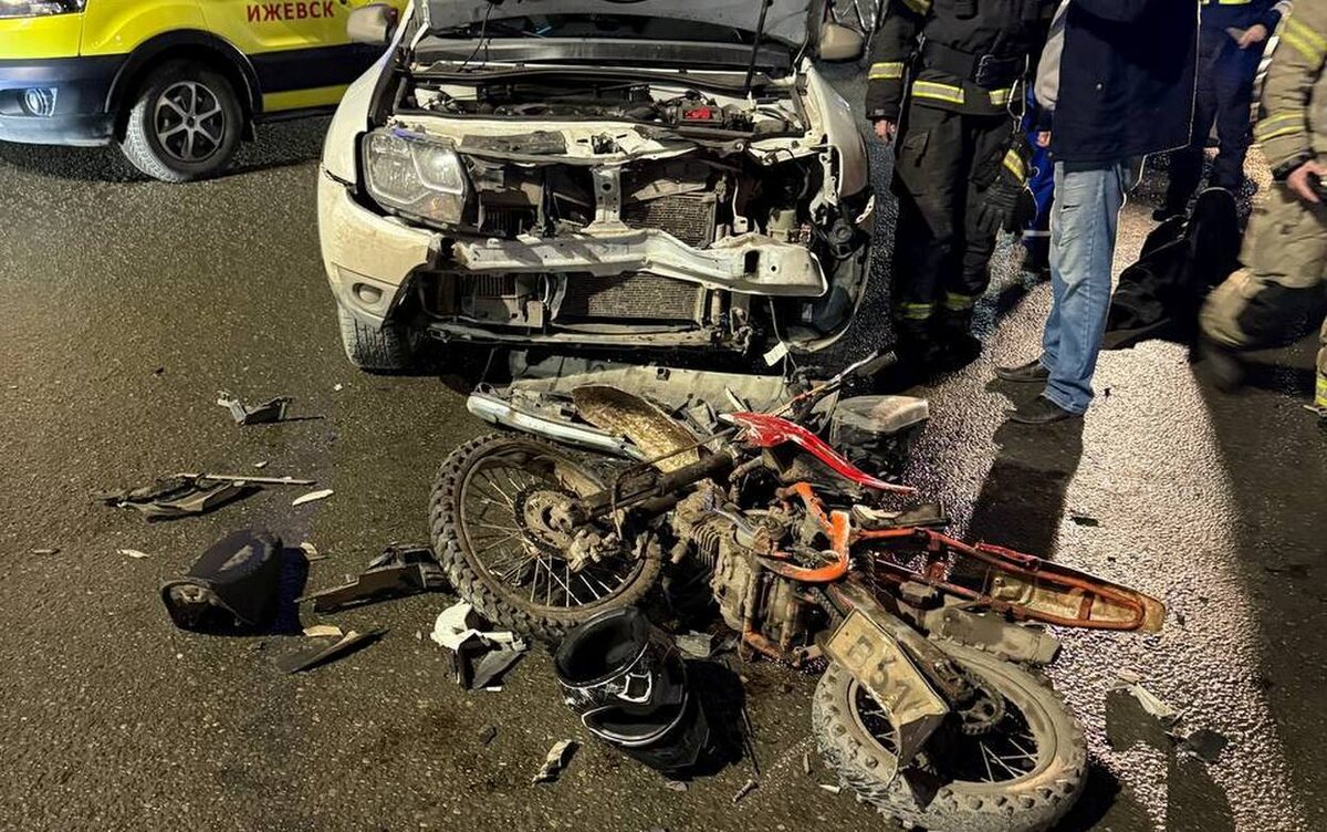    Два подростка на питбайке пострадали в ДТП в Ижевске