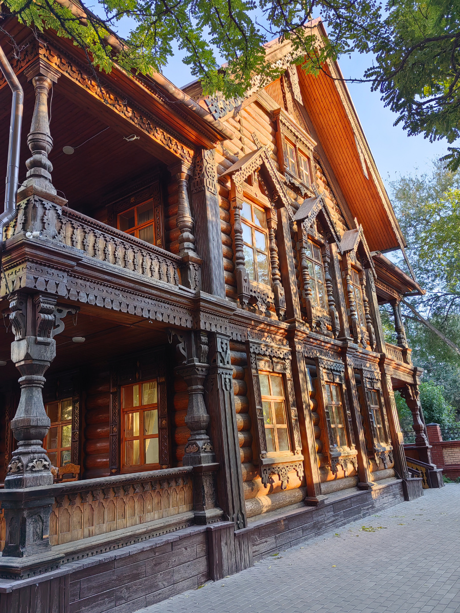 На закате еще красивее.