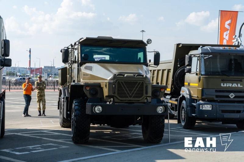    ЕАН. Грузовик «Урал»