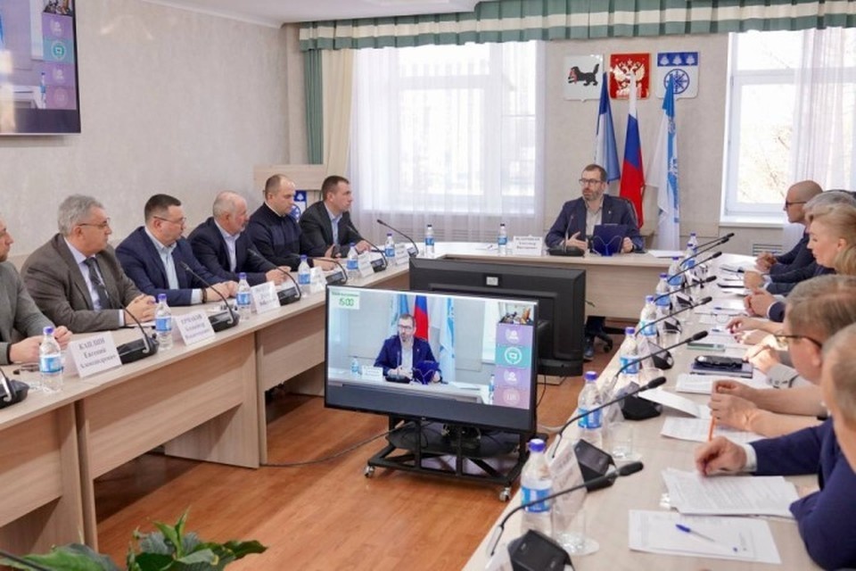    Во время рабочей поездки депутатов Законодательного Собрания состоялось совещание, посвященное качеству и доступности услуг почтовой связи в регионе. Законодательное Собрание Иркутской области