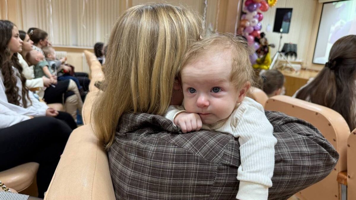    Сегодня — Международный день недоношенных детей